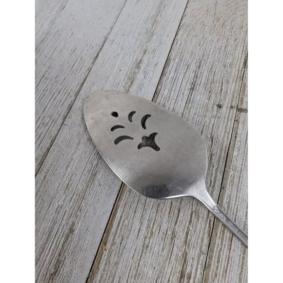 Oneida Independence Stainless Steel Cake Pie Spatula Server 8 1/2" - Picture 5 of 7